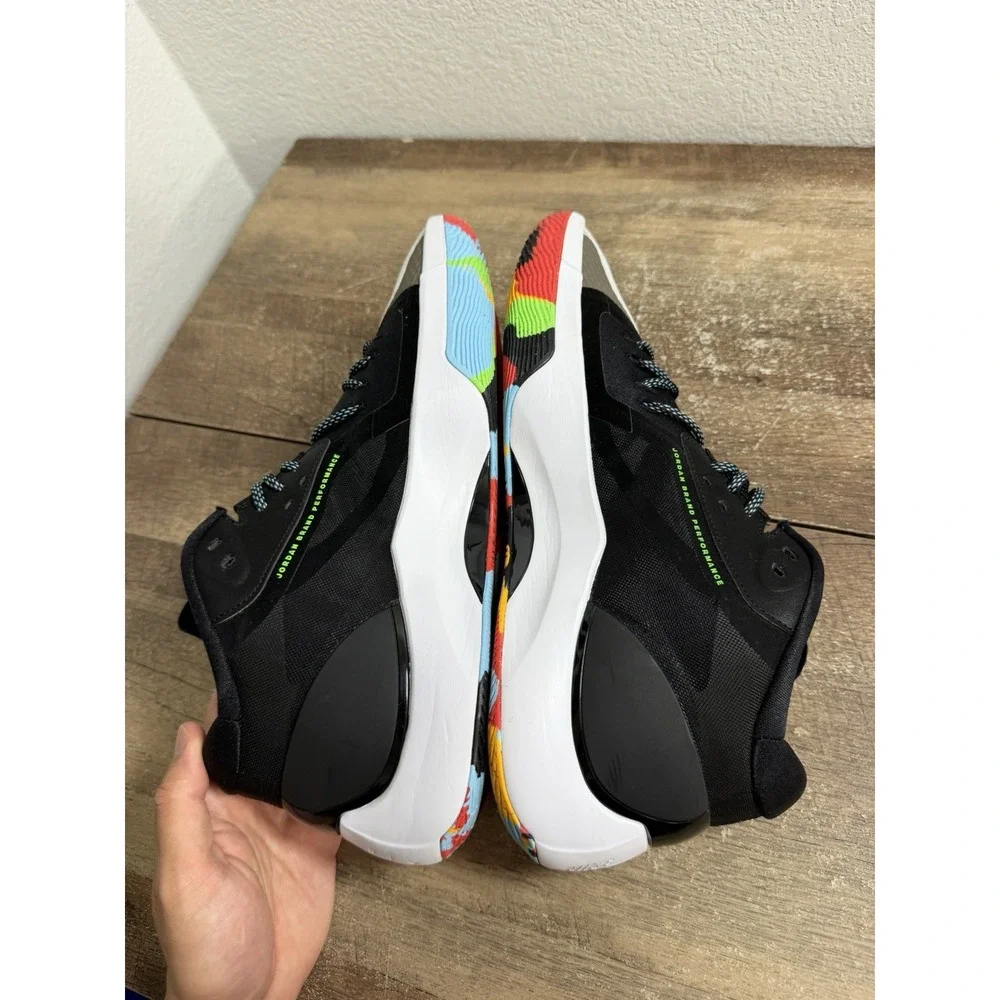 Jordan zoom separate